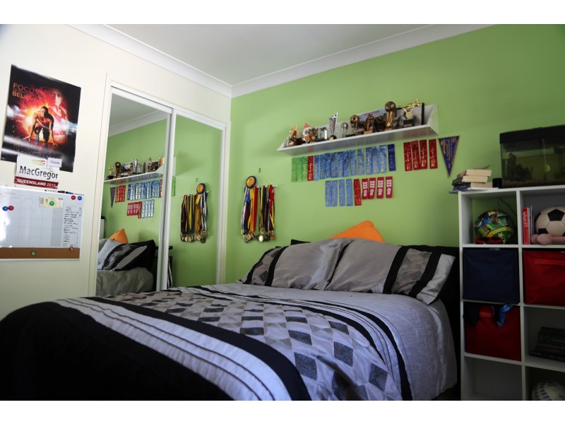 8 Wild Cotton Close, Kuraby QLD 4112