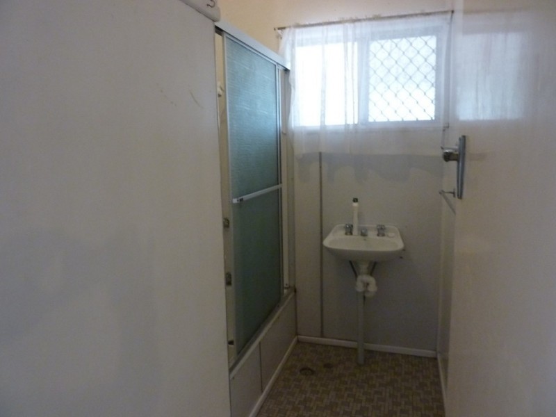 124 Nyleta Street, Coopers Plains QLD 4108