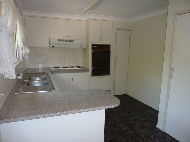 17 Manzil Street, Sunnybank Hills QLD 4109