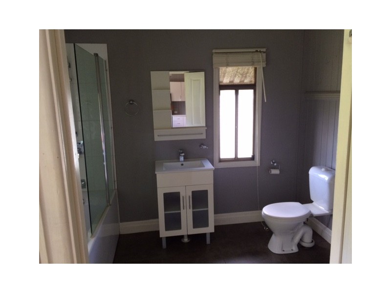 135 Hudson Road, Albion QLD 4010