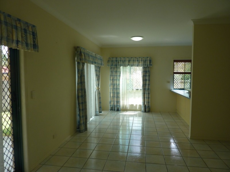 21 Jacaranda Place, Eight Mile Plains QLD 4113