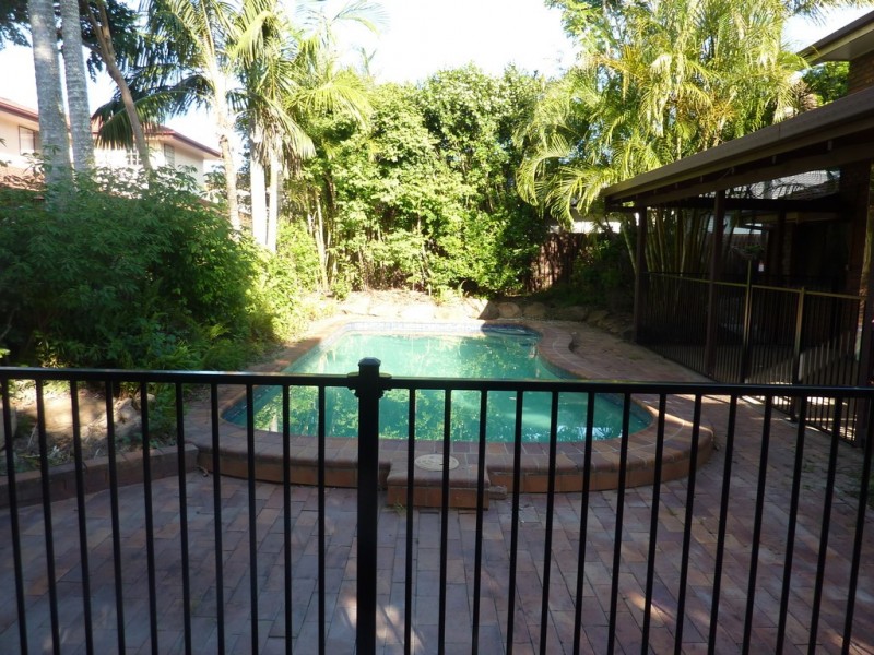 19 Lynelle  Street, Sunnybank Hills QLD 4109