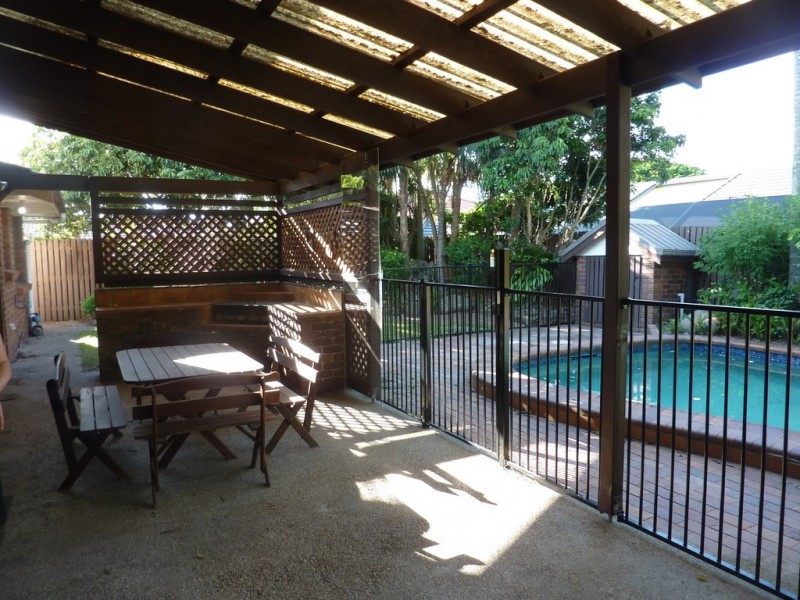 19 Lynelle  Street, Sunnybank Hills QLD 4109