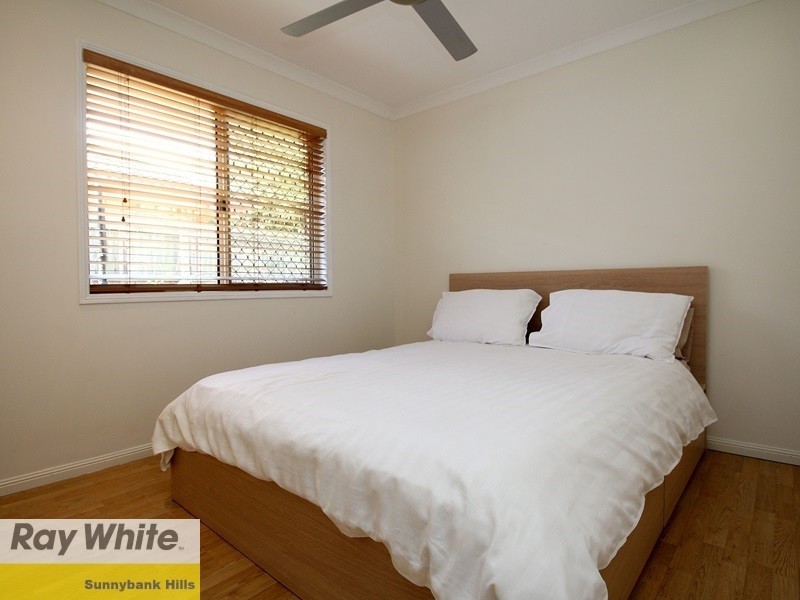 8 Shapcott Place, Runcorn QLD 4113