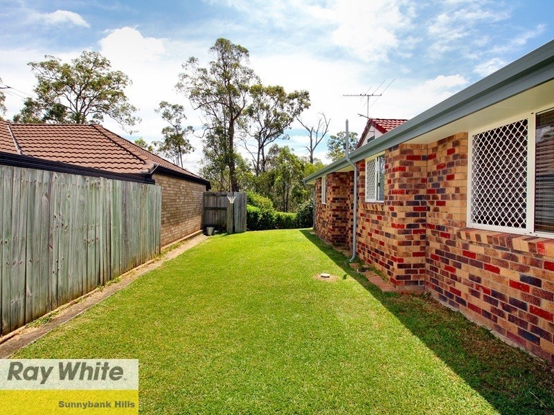 8 Shapcott Place, Runcorn QLD 4113