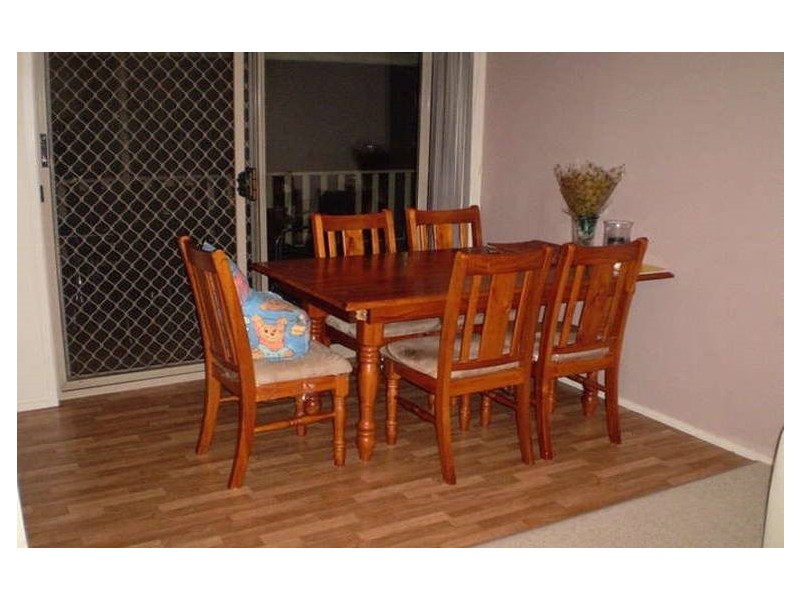 2 Barcoo Street, Hillcrest QLD 4118