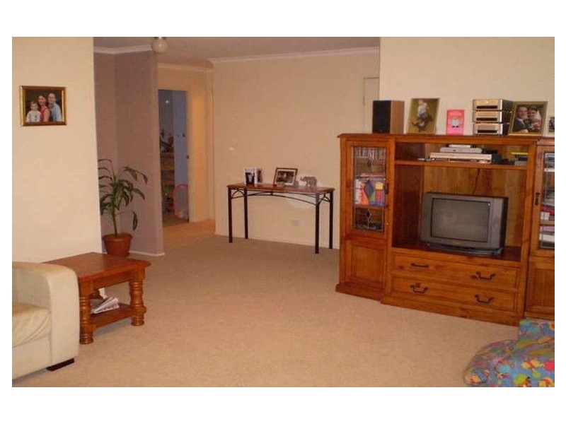 2 Barcoo Street, Hillcrest QLD 4118