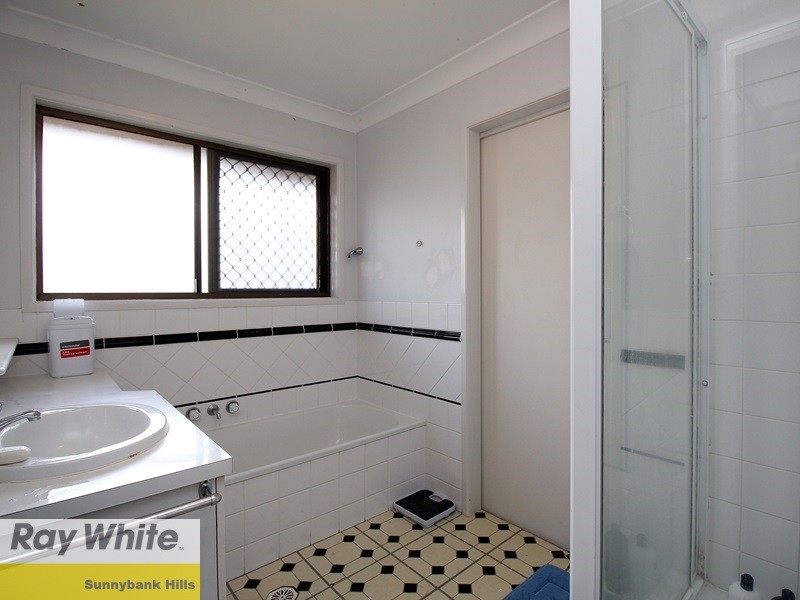 17 Erin Drive, Browns Plains QLD 4118