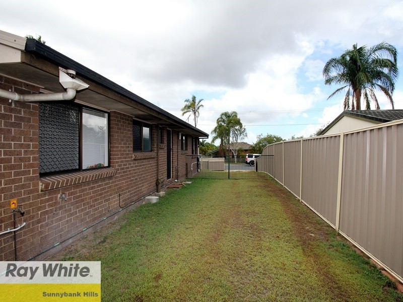 17 Erin Drive, Browns Plains QLD 4118