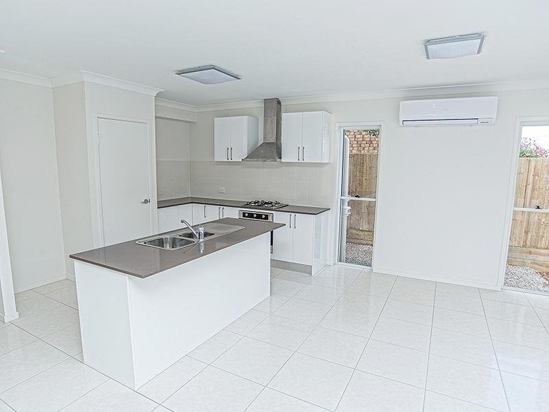 2/11 Fermont Road, Underwood QLD 4119