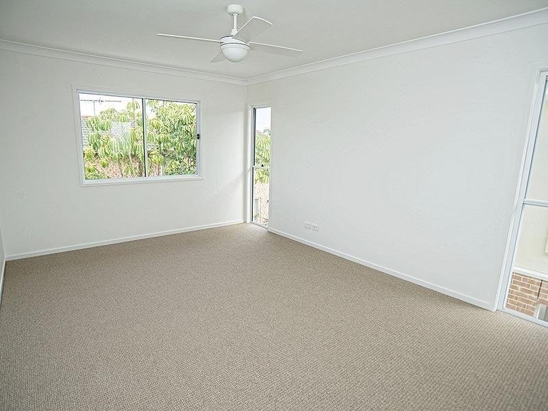 2/11 Fermont Road, Underwood QLD 4119