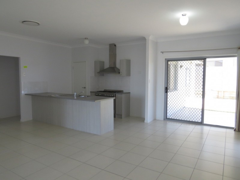 52 Anesbury Street, Doolandella QLD 4077