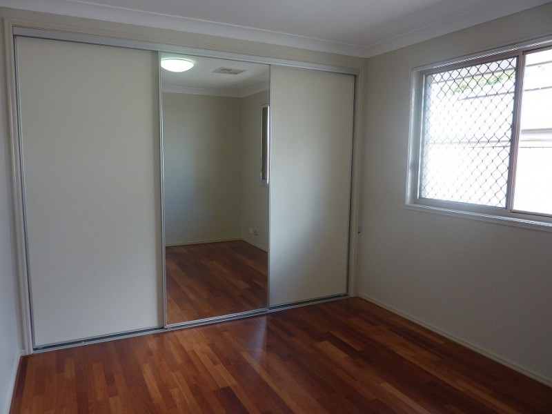 16 Trevi Close, Eight Mile Plains QLD 4113