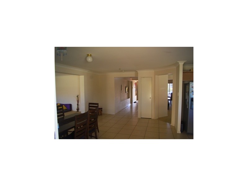 21 Apple Blossom Place, Eight Mile Plains QLD 4113