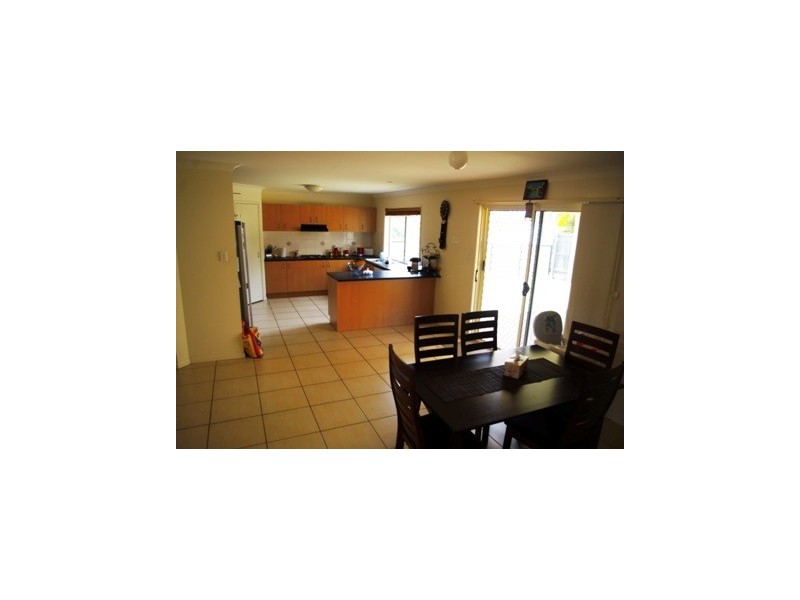 21 Apple Blossom Place, Eight Mile Plains QLD 4113