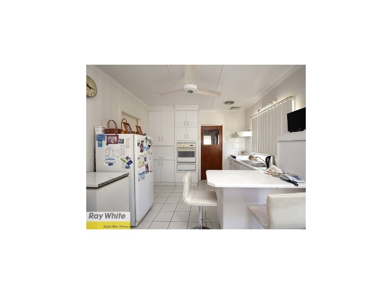 27 Stones Road, Sunnybank QLD 4109