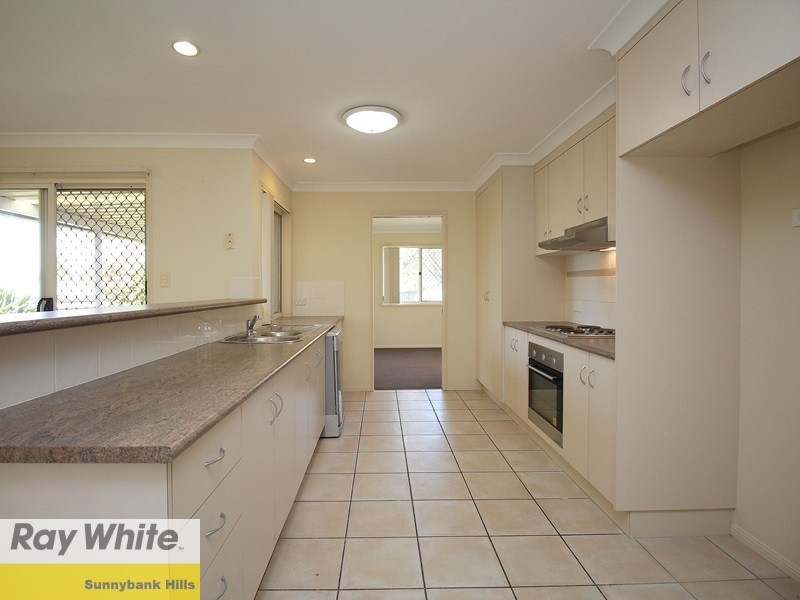 8 Panama Court, Kuraby QLD 4112