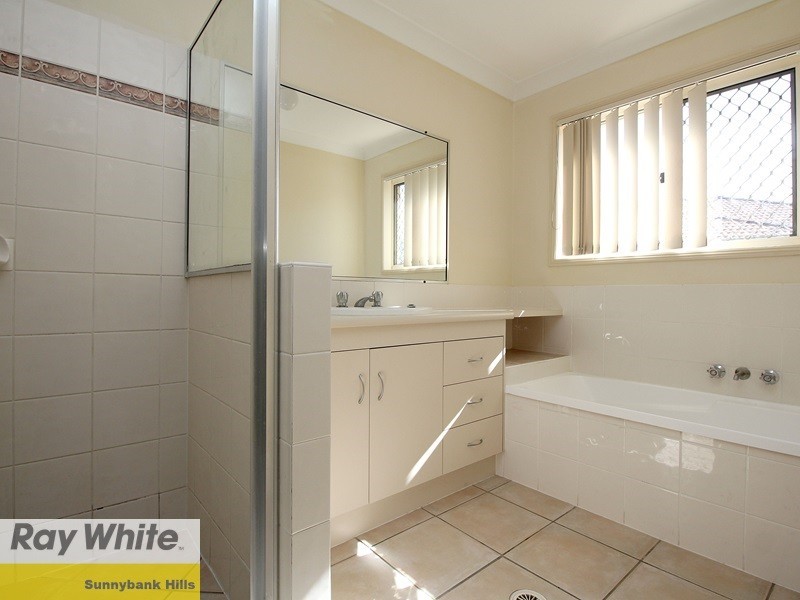 8 Panama Court, Kuraby QLD 4112