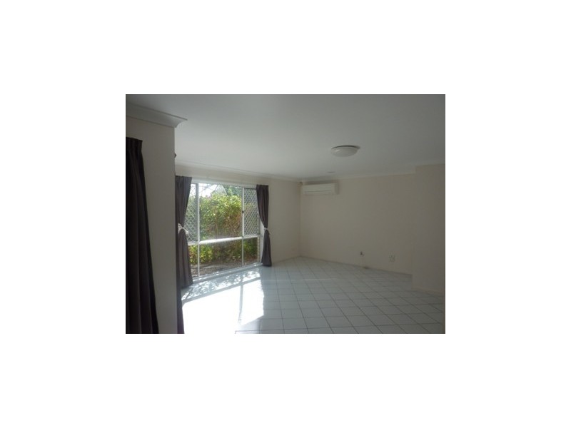 27 Buckinghamia Place, Stretton QLD 4116