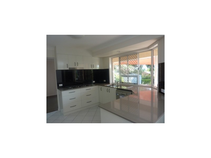 27 Buckinghamia Place, Stretton QLD 4116