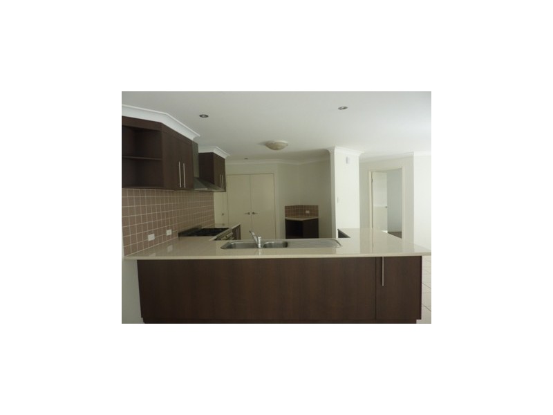 60 Collett Street, Eight Mile Plains QLD 4113