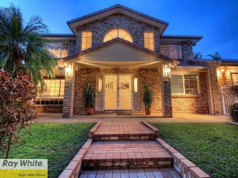 17 Googie Crescent, Eight Mile Plains QLD 4113