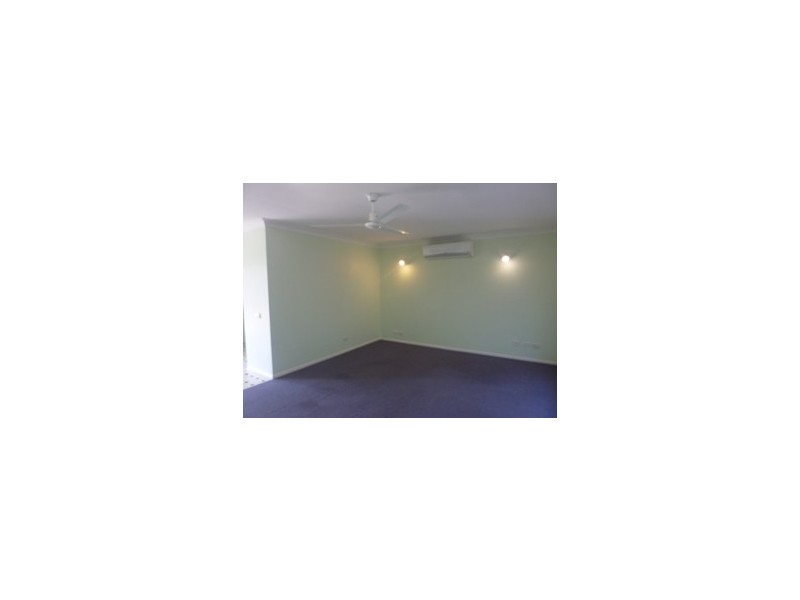 11 Eirroc Street, Archerfield QLD 4108