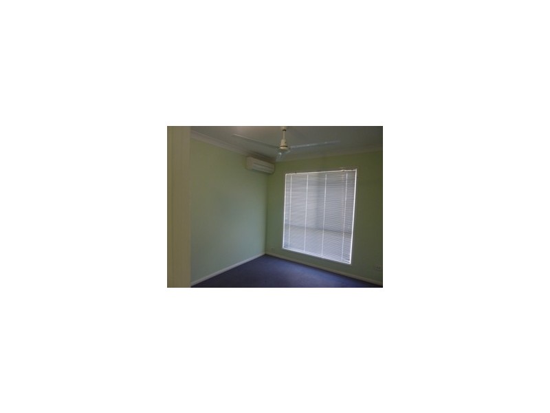 11 Eirroc Street, Archerfield QLD 4108