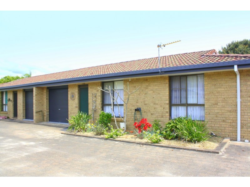 2/5 Telopea Avenue, Yamba NSW 2464