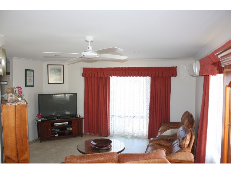 15A Harold Tory Drive, Yamba NSW 2464