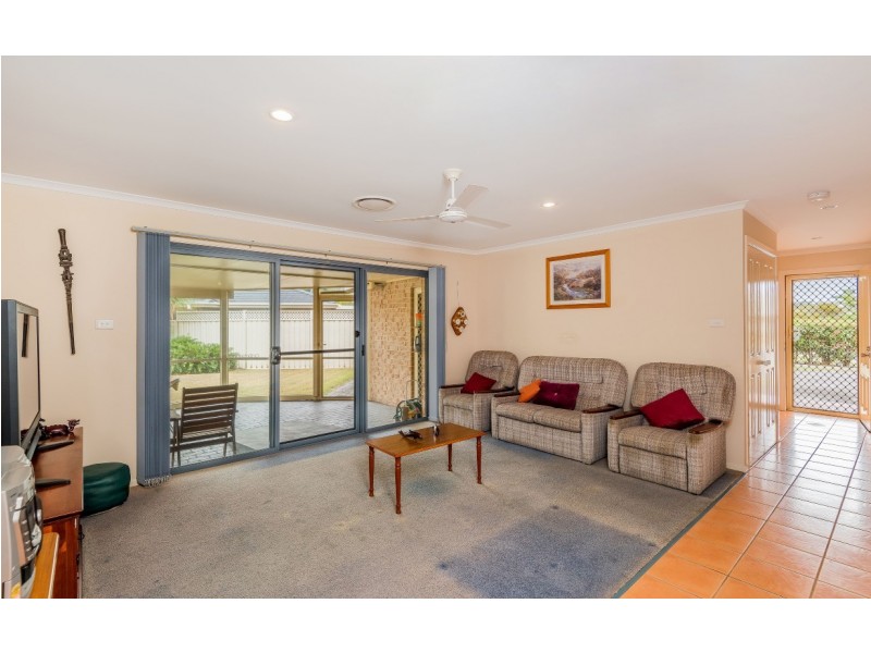 4 Lady Beatrice Court, Yamba NSW 2464