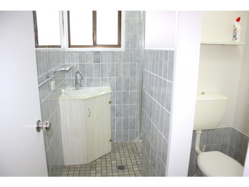 2/6 Roseland Avenue, Yamba NSW 2464