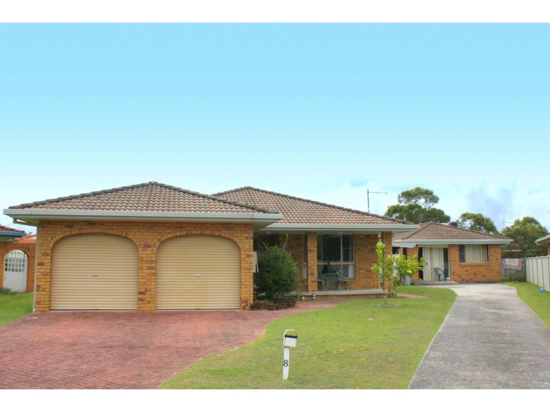 8a Banksia Place, Yamba NSW 2464