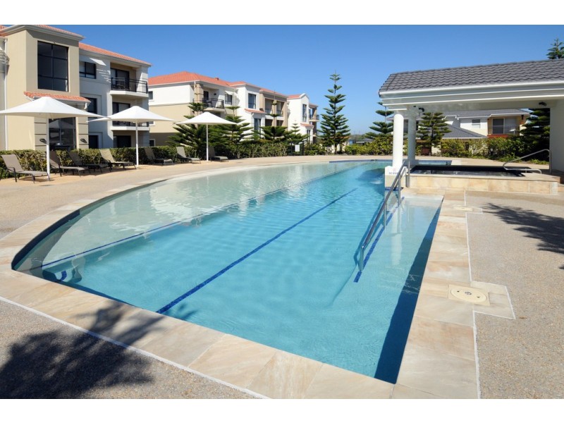 52/20 Pacific Parade, Yamba NSW 2464