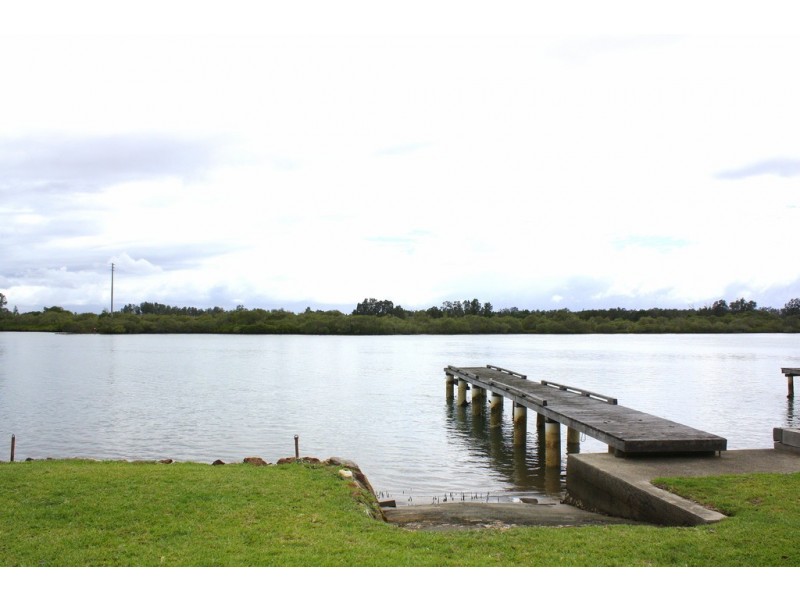 21 Oyster Channel, Yamba NSW 2464