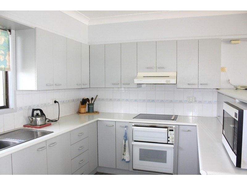 21 Oyster Channel, Yamba NSW 2464