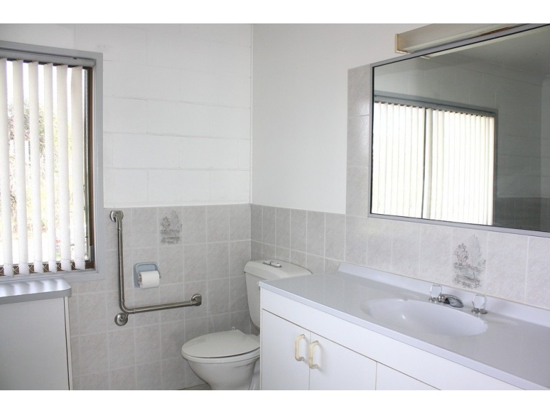 21 Oyster Channel, Yamba NSW 2464