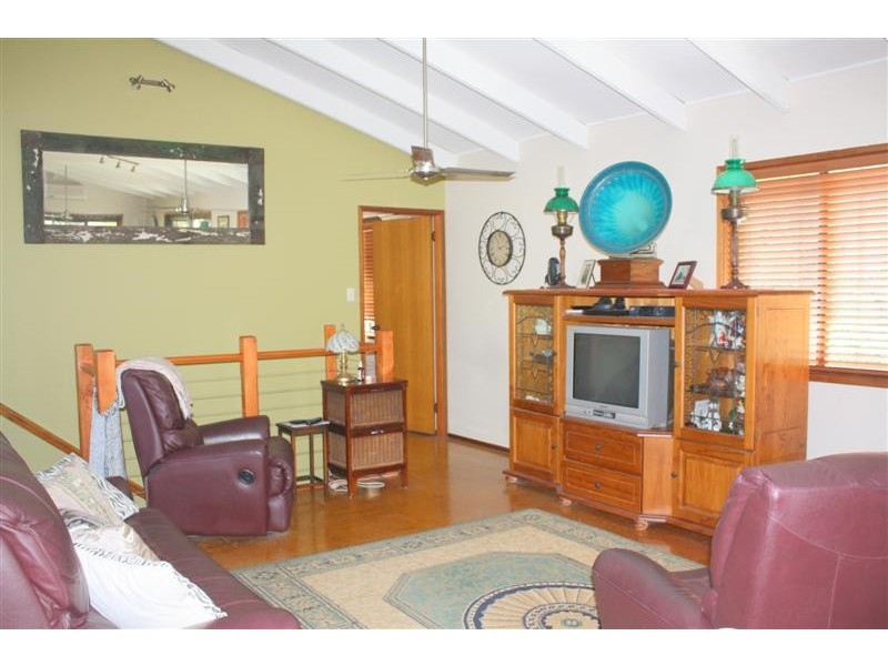 4 Endeavour Street, Yamba NSW 2464