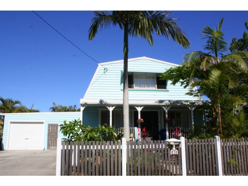 41 Shores Drive, Yamba NSW 2464
