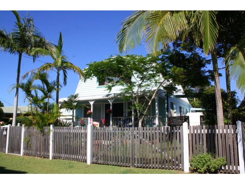 41 Shores Drive, Yamba NSW 2464