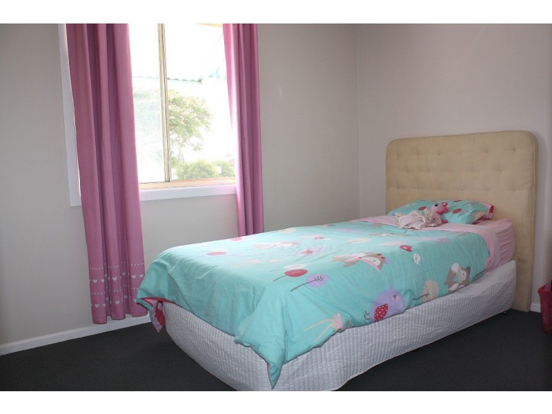 41 Shores Drive, Yamba NSW 2464