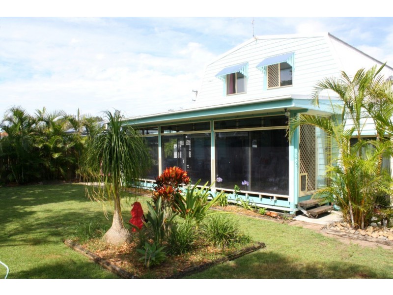 41 Shores Drive, Yamba NSW 2464