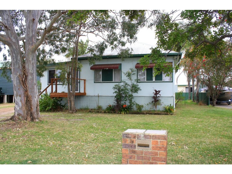 137 Yamba Road, Yamba NSW 2464