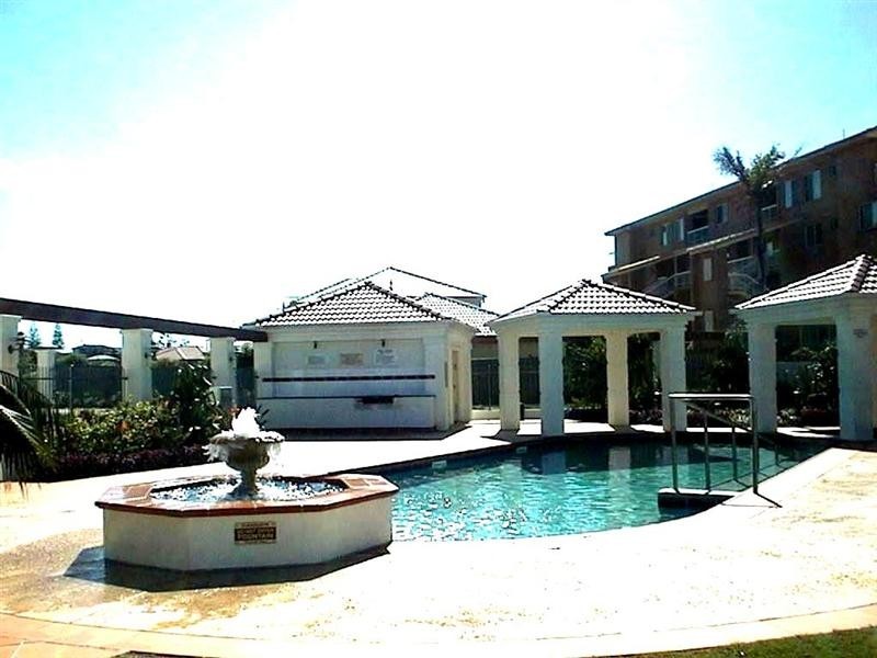 10-2 The Breakers, Yamba NSW 2464