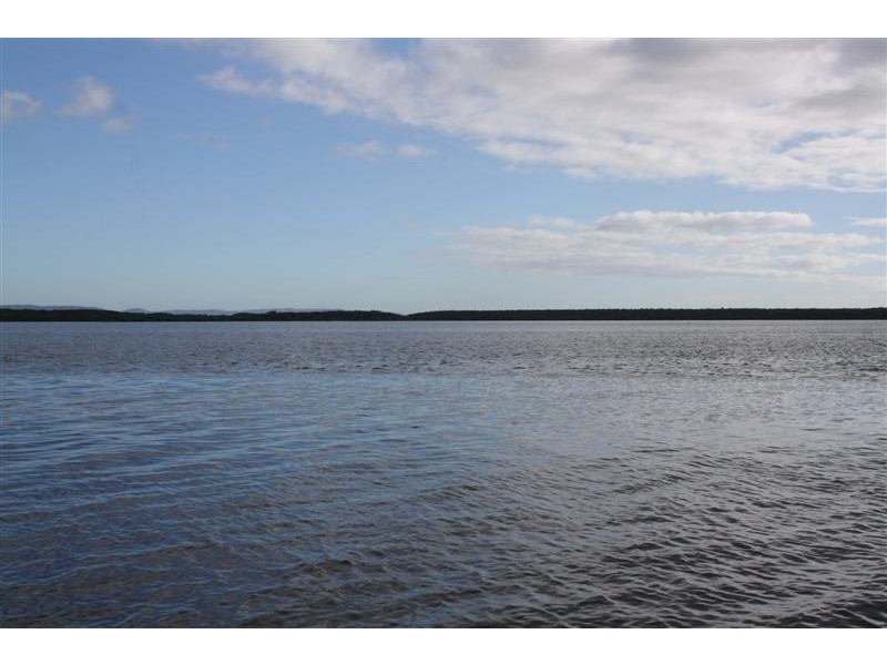 11 Young Street, Wooloweyah NSW 2464