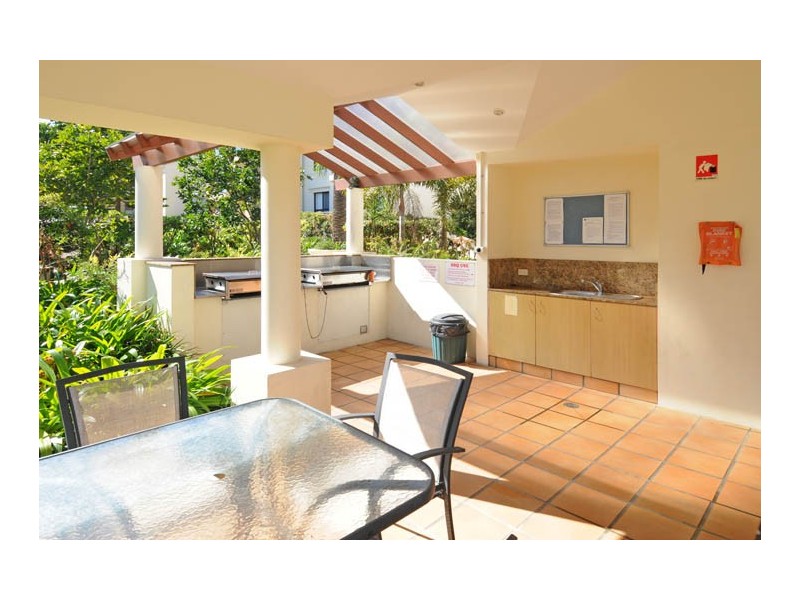 17/20 Pacific Parade, Yamba NSW 2464