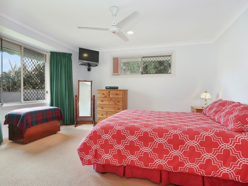 30 Harold Tory Drive, Yamba NSW 2464