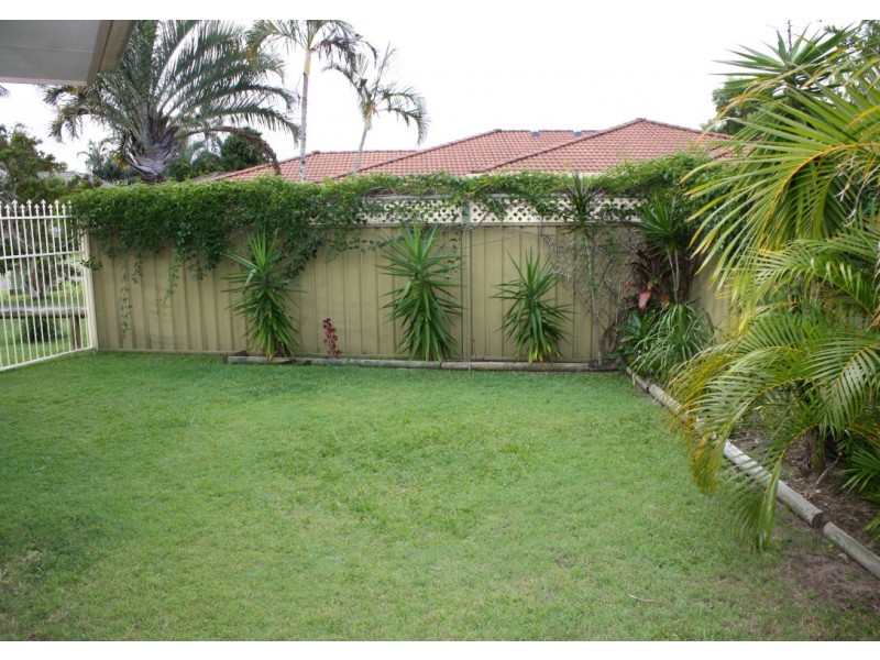 1/24 Heron Court, Yamba NSW 2464