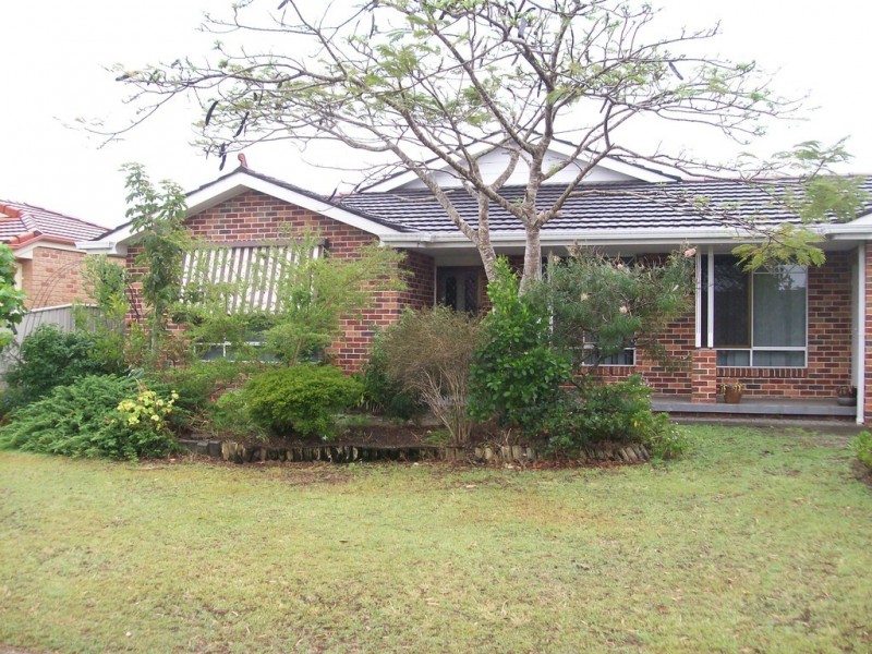 8 The Halyard, Yamba NSW 2464