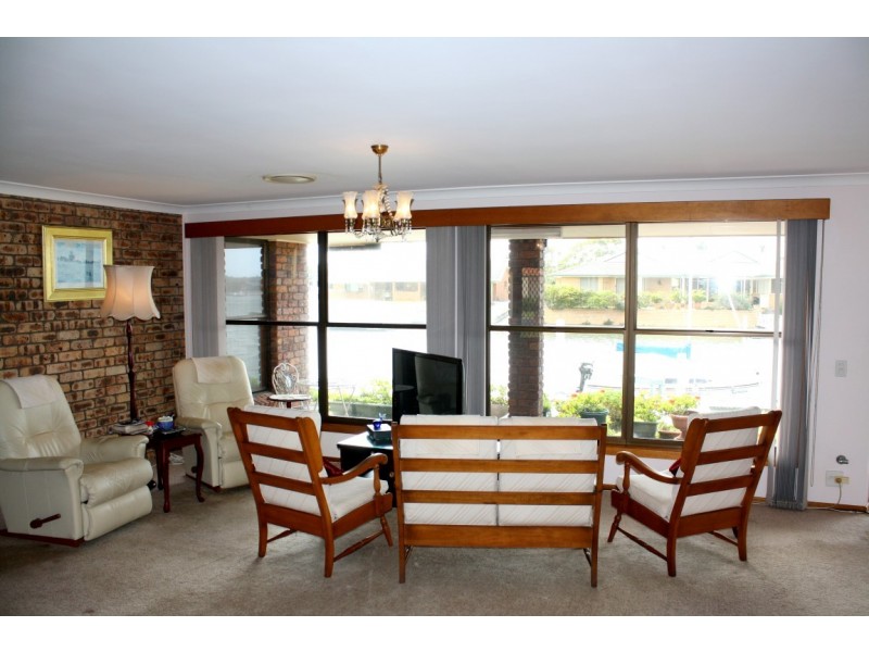 25 Westringia Place, Yamba NSW 2464